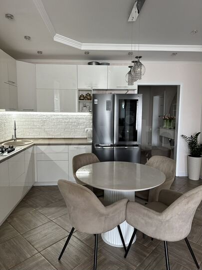 2-к. квартира, 59,7 м², 2/10 эт.