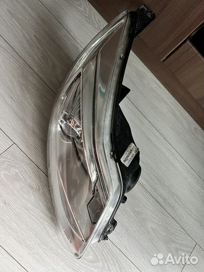 Фара на Форд Фокус 3 Оригинал
