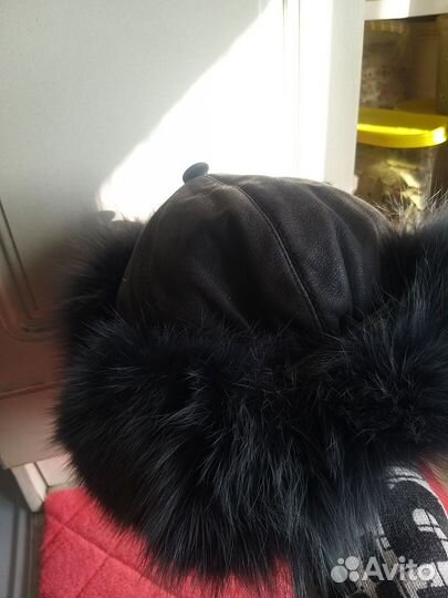 Шапка ушанка женская натуральный мех чернобурка