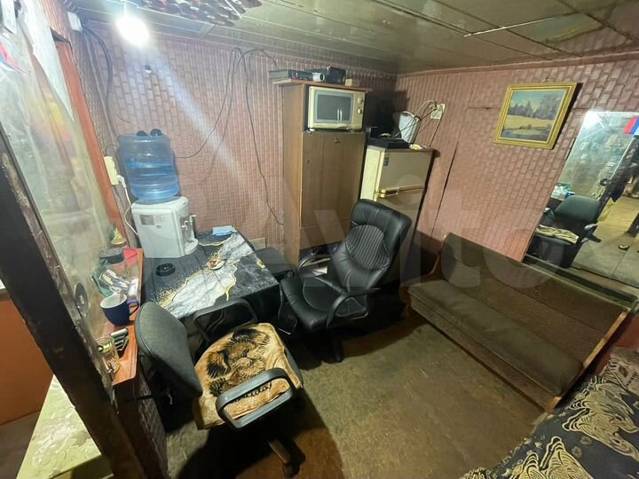 Гараж, > 30 м²