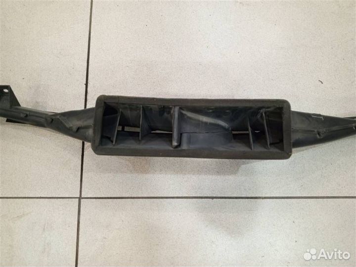 Воздуховод торпедо большой Mitsubishi Pajero iO 1