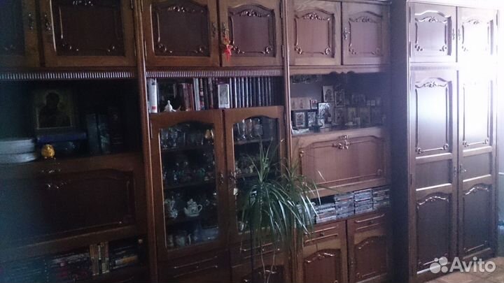 Продам стенку 