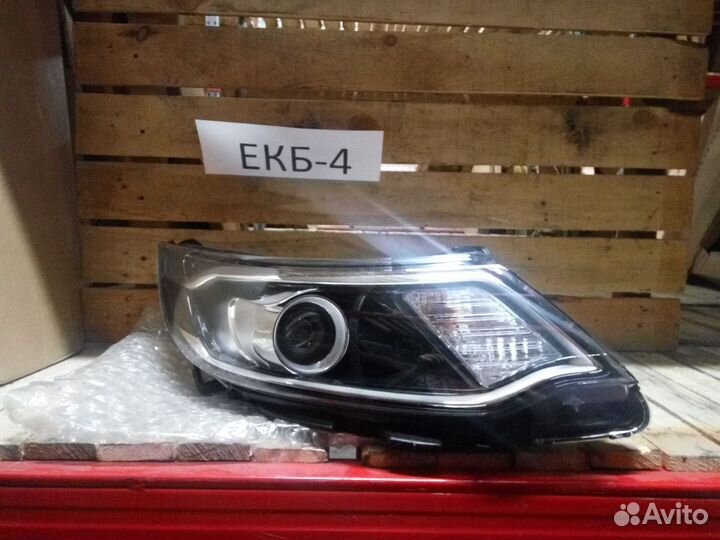 Фара правая Kia Rio 3 QB 2011-2017
