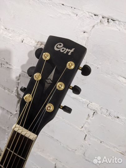 Акустическая гитара Cort ad880