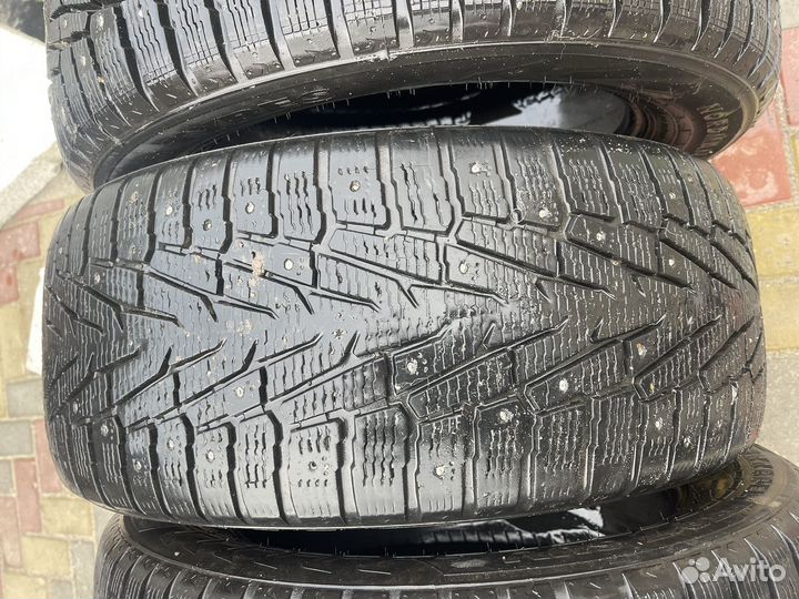 Nokian Tyres Hakkapeliitta 7 SUV 255/55 R18 и 255/55 R18