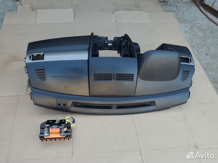 Торпедо) Airbag в торпеду на Nissan Tiida C11