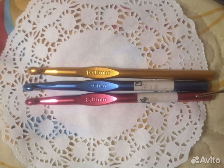 Пряжа трикотажная, атласные ленты