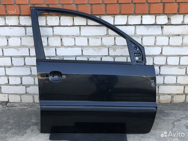 Дверь правая перелняя Ford Fusion