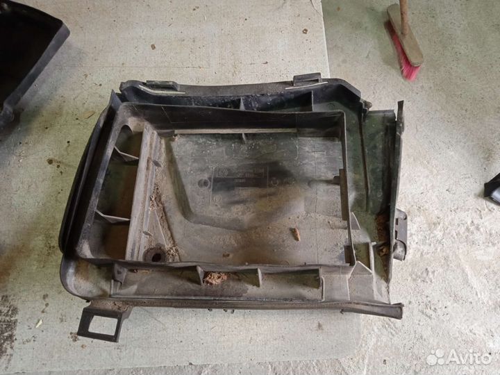 Корпус салонного фильтра bmw 5 e39 бмв 5 е39