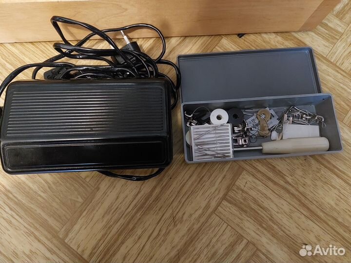 Продаю швейную машину Чайка 143А