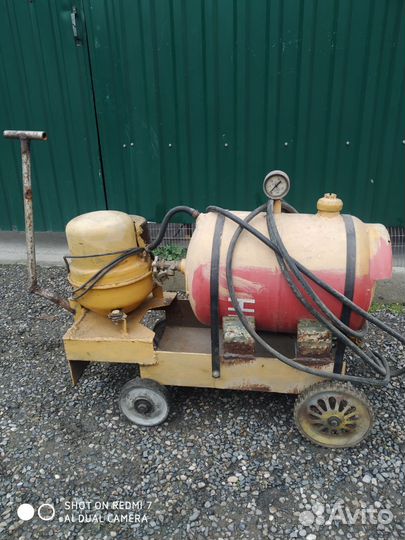 Компрессор