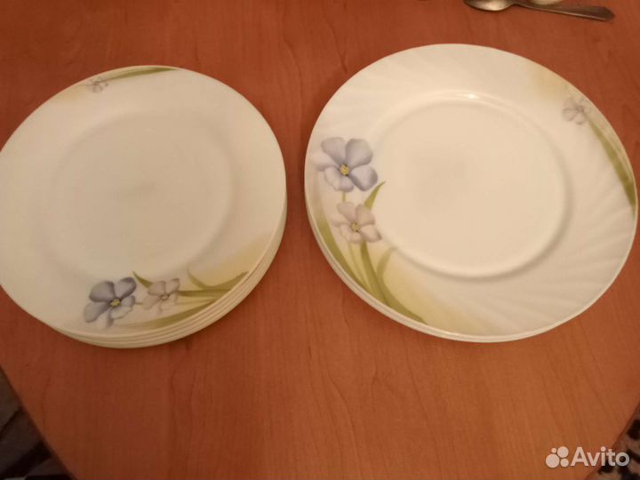 Тарелки из ударопрочного стекла новые