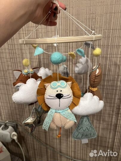 Мобиль для детской кроватки