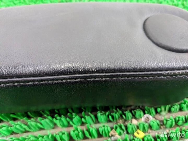 Подлокотник Lexus RX300 (MCU15) 2002