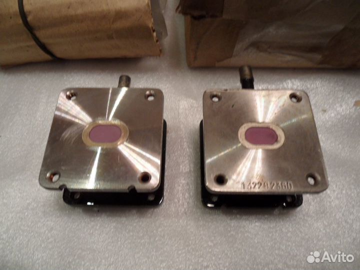 Разрядники рр-21,рр-83А1,реле 8Э14