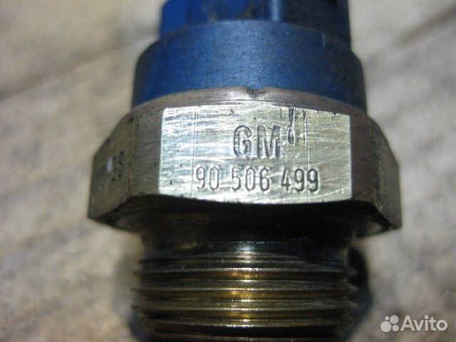 Датчик температуры двигателя Opel Vectra 1.6 1997
