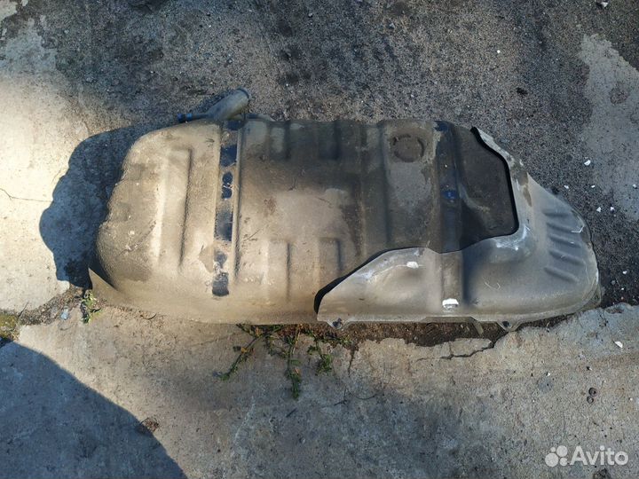 Бензобак Hyundai Solaris