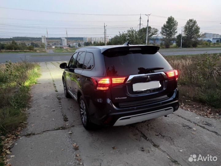 Mitsubishi Outlander 2.4 CVT, 2020, 96 000 км