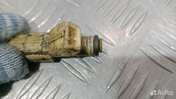 Б/У Форсунка инжекторная электрическая Ford