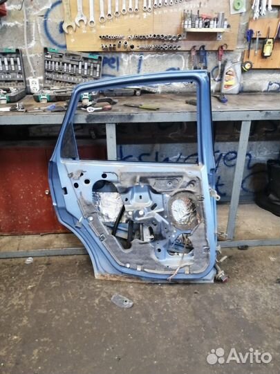 Дверь задняя левая Ford Focus 1