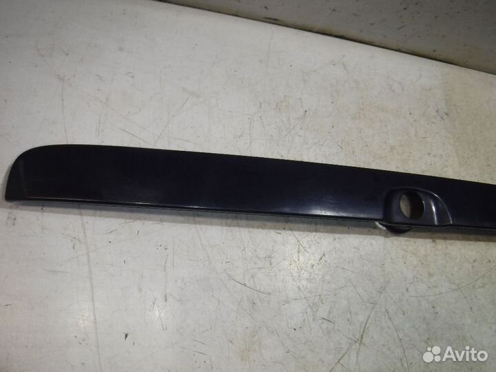 Накладка двери багажника Opel Astra G