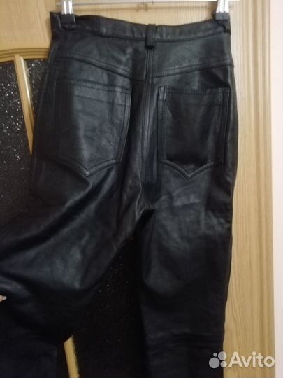 Брюки кожанные. Италия. р. 38-40