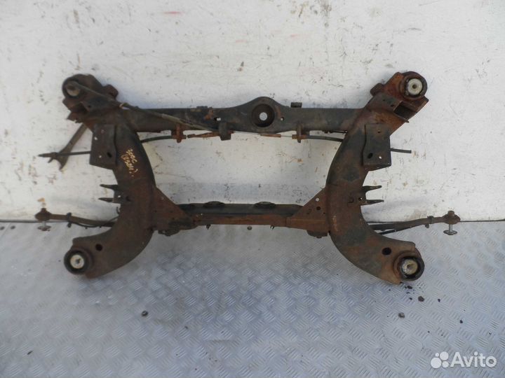 Балка задняя Chrysler 300C 1