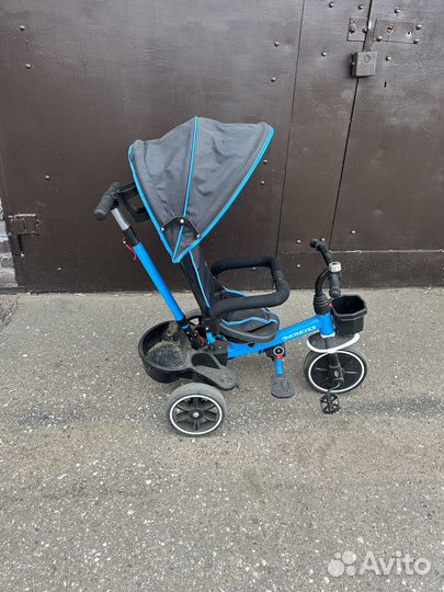 Детский трехколесный велосипед