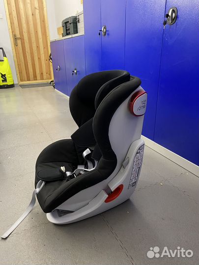 Детское автомобильное кресло Britax Roemer