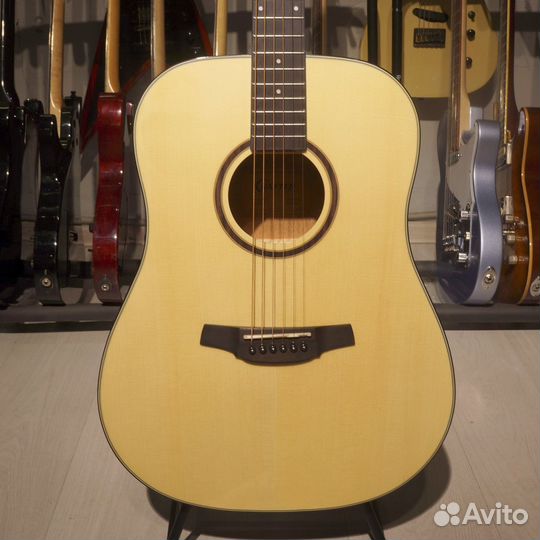 Акустическая гитара + Аксессуары