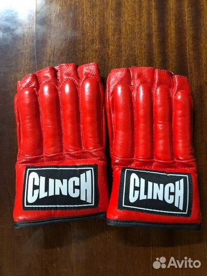 Перчатки Clinch