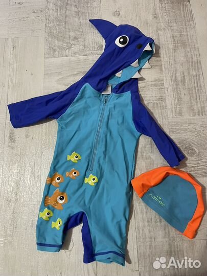 Купальник и шапочка для мальчика