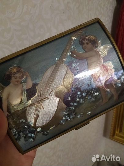 Подставка для помад США