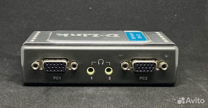 Коммутатор D-Link KVM-221 на 2 компа - один место