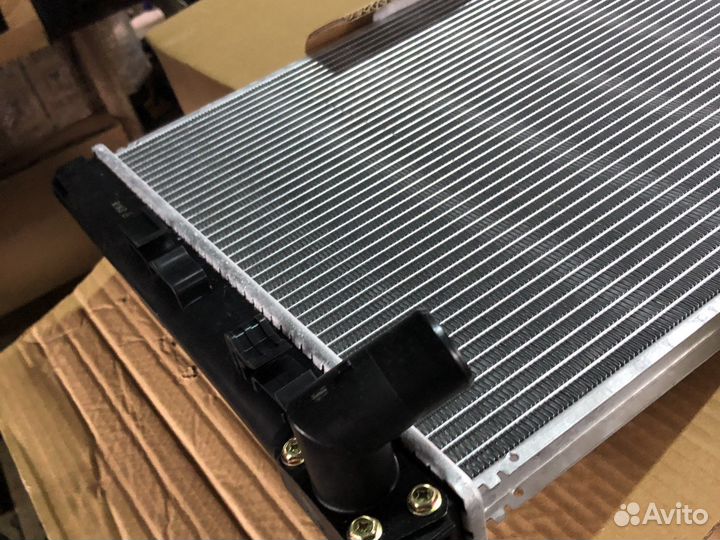 Радиатор охлаждения двигателя lancer 10 лансер 10