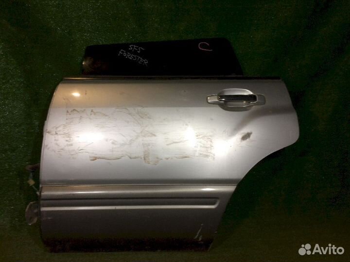 Дверь задняя левая Subaru Forester SF5 Серебро вмя