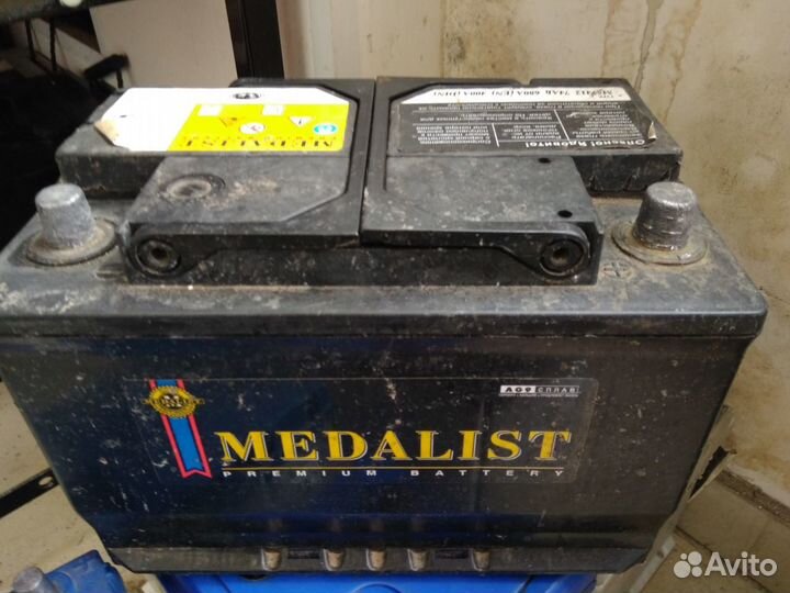 74Ач аккумулятор б/у Medalist 57412