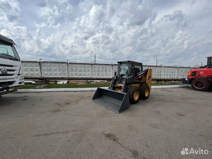 Мини-погрузчик Lonking CDM312, 2023