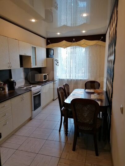 2-к. квартира, 60 м², 2/15 эт.