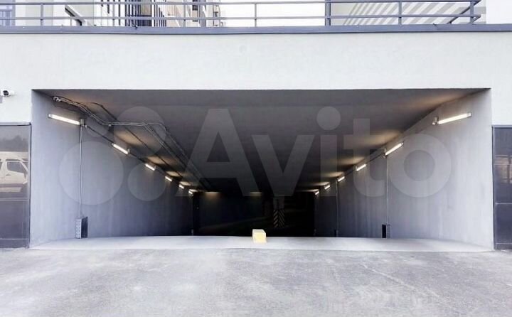 Машиноместо, 14 м²