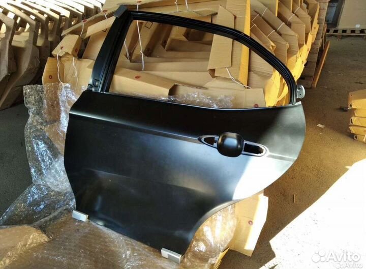 Дверь задняя Toyota Camry 70