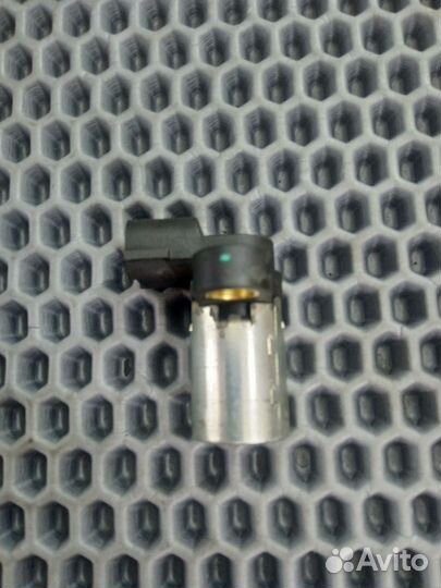 Датчик положения распредвала Subaru Impreza EJ151