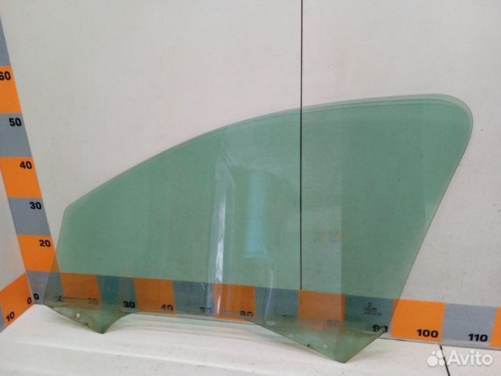 Стекло двери передней правой Peugeot 206 2A/C 1.6