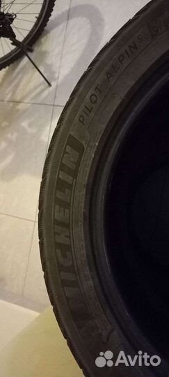 Michelin Pilot Alpin 5 245/45 R18 и 235/50 R18
