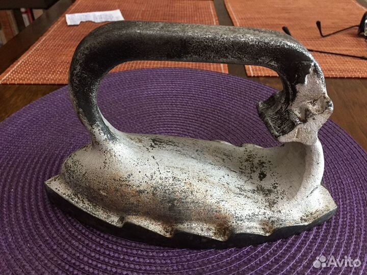 Утюг Рыба Кит. Утюг Касимов угольный