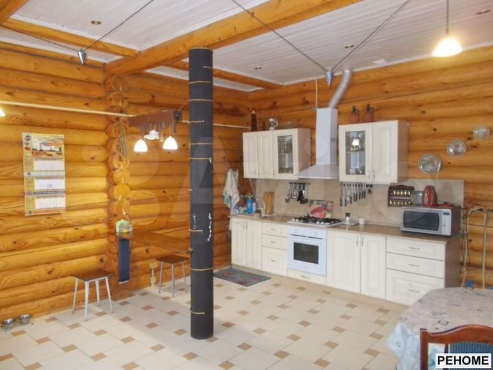 Дом 351,2 м² на участке 14,4 сот.