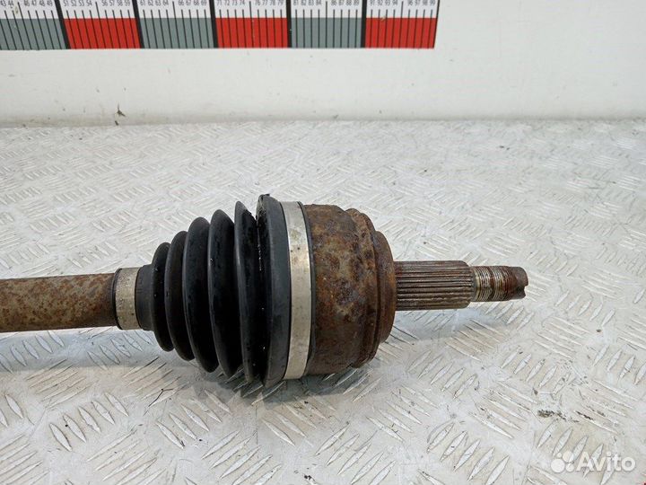 Полуось передняя левая Renault Master