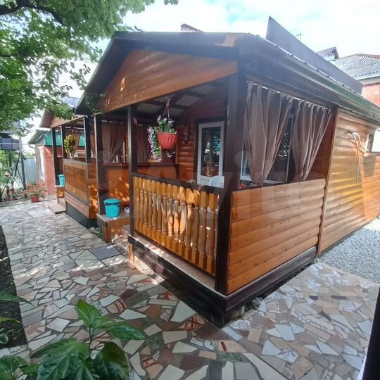 Дом 20 м² на участке 3 сот.