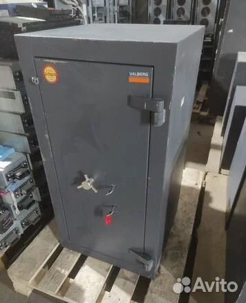 Сейф офисный