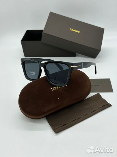 Солнцезащитные очки том Ford
